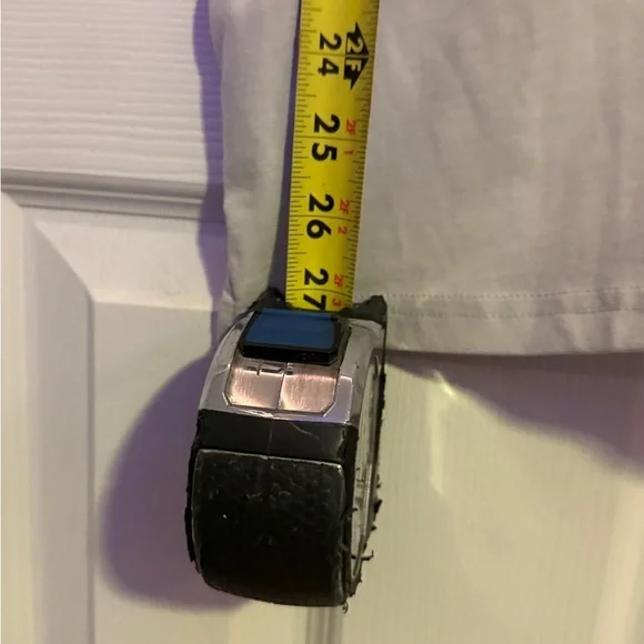 GAP Men's Light Gray Short Sleeve Henley - Picture 5 of 6